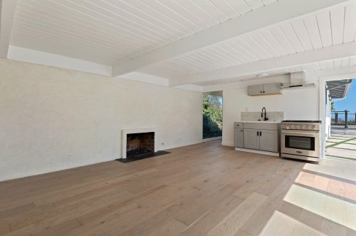 8 Celine Dr, Santa Barbara CA  93105-1911 exterior