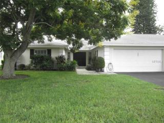 7421 Country Club Dr, Sarasota, FL 34243-4510