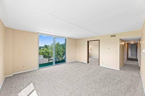 315 West Ave, Waukesha WI  53186-4572 exterior