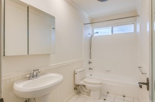 5087 Silver Arrow Dr, Rancho Palos Verdes CA  90275-3737 exterior