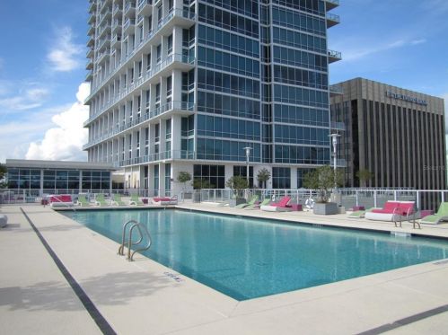 150 Robinson St, Orlando FL  32801-1618 exterior