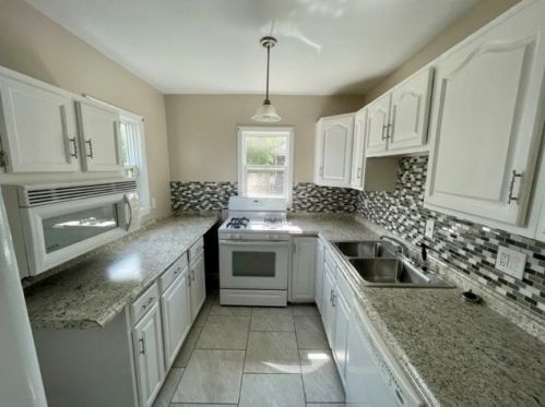 2113 Orchard St, Whitaker PA  15120-2603 exterior