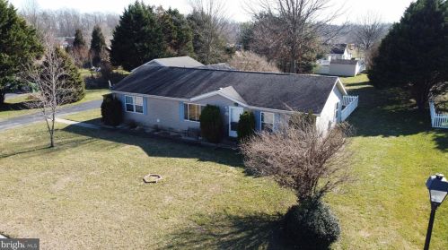 214 Saddlebrook Dr, Camden-Wy, DE 19934-4404