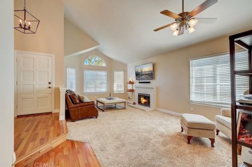 21001 Starling Ct, El Toro, CA 92630-7272