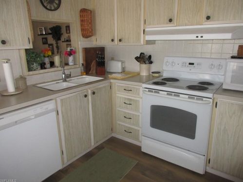 24857 Seas Blvd, Bonita Springs, FL 34134-7156