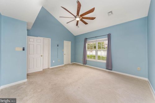 132 Peregrine Ln, Hummelstown PA  17036-8845 exterior