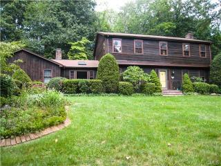 35 Asmara Way, Bridgeport, CT 06612-2101