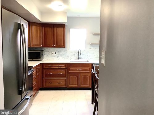 4030 Frosthoffer Ave, Camden NJ  08109-1521 exterior