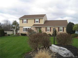 7045 Debrecen Sq, Bethlehem, PA 18017-9364