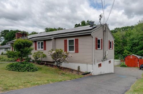 425 Scott Rd, Waterbury, CT 06705-3778