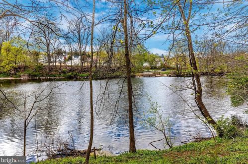 309 Williams Cir, Collegeville PA  19473-2344 exterior