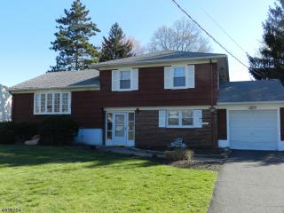 349 Edwards Rd, Parsippany NJ  07054-2267 exterior