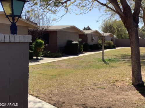 17422 99th Dr, Sun City, AZ 85373-1679