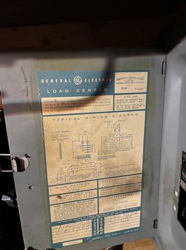 5 Krzak Rd, North Kingstown RI  02852 exterior