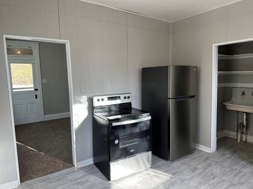 37 River Rd, Newport KY  41075-2317 exterior