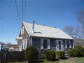 27 Mcelaney Dr, Niantic CT  06357-2307 exterior