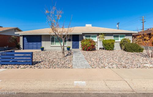 8150 Mitchell Dr, Scottsdale, AZ 85251-5812
