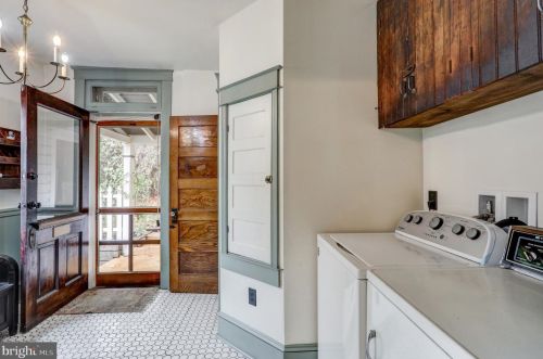 546 Orange St, Lancaster PA  17603-3669 exterior