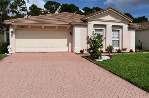 563 Indian Key Dr, Fort Pierce, FL 34986-2053