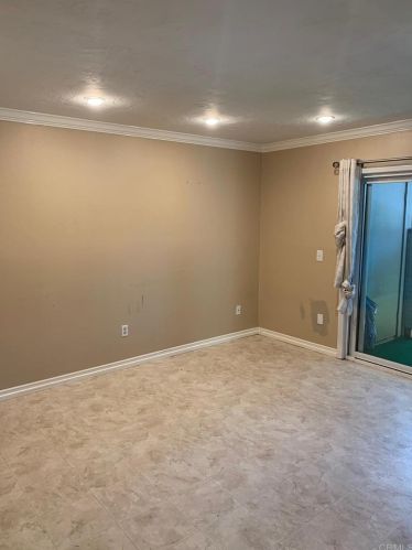 5452 Adobe Falls Rd, San Diego CA 92120-4488 exterior