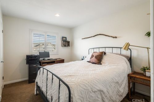 1703 Speyer Ln, Redondo Beach CA  90278-4729 exterior