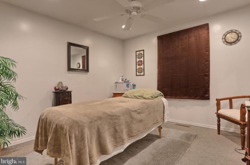 397 Kunkel Ave, Hummelstown PA  17036-9337 exterior