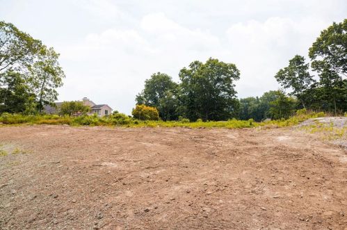 10 Woodward Rd, Lincoln RI  02865-4917 exterior