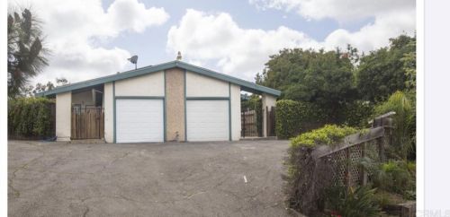 954 El Pico Ct, Vista, CA 92083-3522