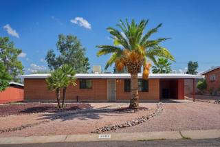 3762 Cherry Ave, Tucson AZ  85706-1404 exterior