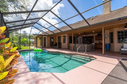 110 Birkwood Ct, De Bary, FL 32713-2223