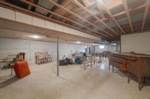 2557 Nicholson Rd, Sewickley PA  15143-8502 exterior