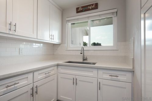 3717 Ashford St, San Diego CA 92111-3448 exterior