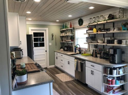 320 Robin Rd, Lakeland, FL 33803-4835