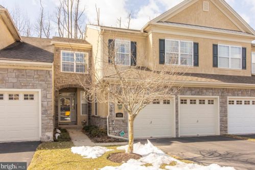 830 Creekview Dr, Blue Bell, PA 19422-2729
