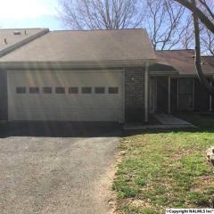 211 Summerview Dr, Madison, AL 35758-1943