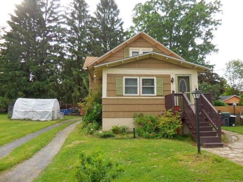 29 Western Ave, Middletown, NY 10940-4317