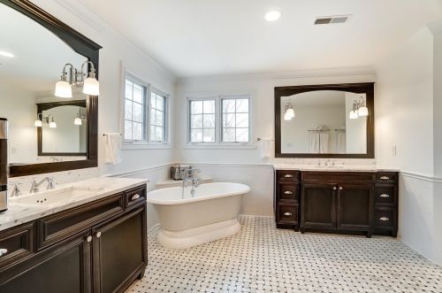 7375 Cayuga Dr, Cincinnati OH  45243-3540 exterior