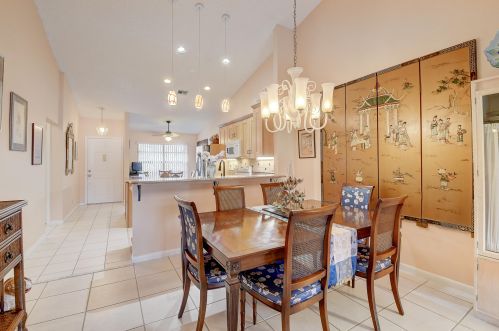 12267 Forest Greens Dr, Boynton Beach, FL 33437-2033
