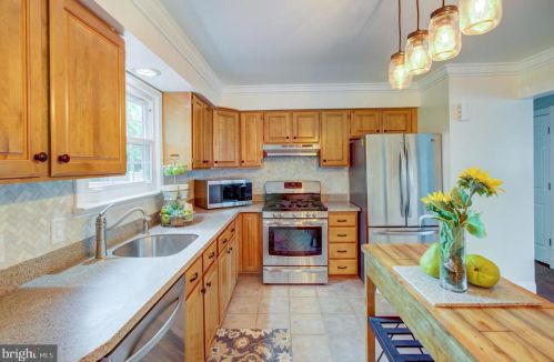 7 Zelley Ave, Trenton NJ  08620-2321 exterior