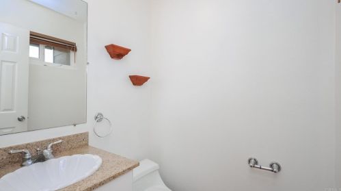 907 Marlin Dr, Vista CA  92084-5649 exterior