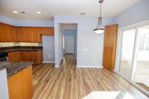 4237 Ivory Ln, Turlock CA  95382-7430 exterior