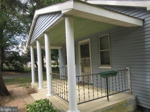 1339 Red Lion Rd, Bear DE  19701-1818 exterior