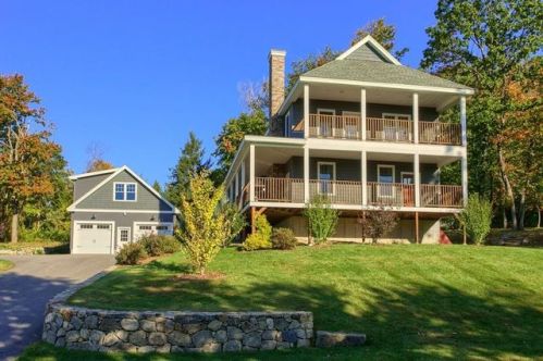 58 Darius St, Methuen, MA 01844-3208