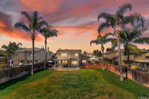 9242 Shamouti Dr, Riverside, CA 92508-6455