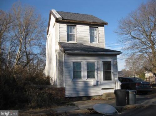 4222 7th St, Boothwyn PA  19061-5053 exterior