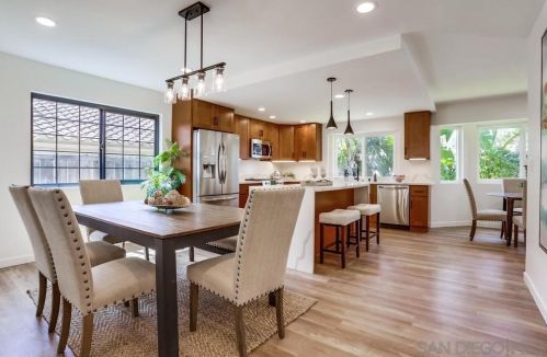 916 Alyssum Rd, Carlsbad CA  92011-3907 exterior