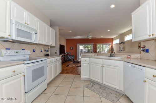 15780 Remington Dr, Sun City, AZ 85374-2186