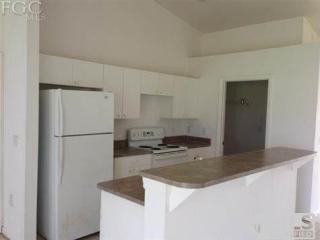 910 13th Pl, Cape Coral FL  33909-1510 exterior