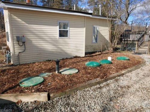 100 Tintle Ave, West Milford Lakes NJ  07480-4715 exterior