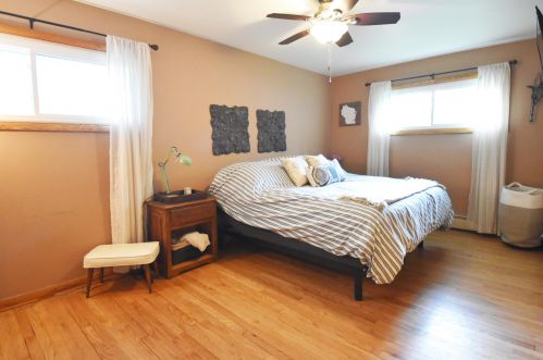 720 Sweetbriar Dr, Waukesha WI  53186-6717 exterior